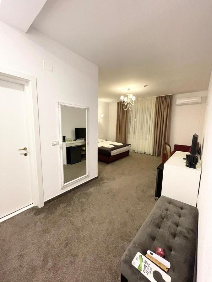 Cochet Boutique Hotel Zsilvásárhely Kültér fotó