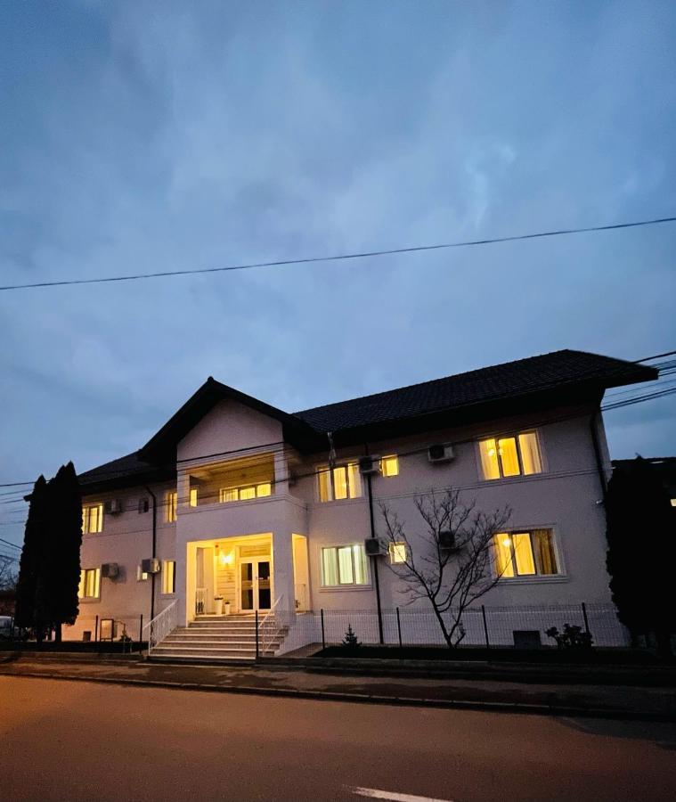 Cochet Boutique Hotel Zsilvásárhely Kültér fotó