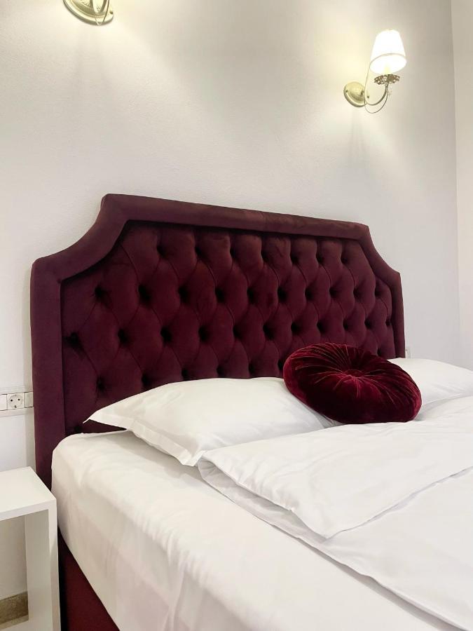 Cochet Boutique Hotel Zsilvásárhely Kültér fotó