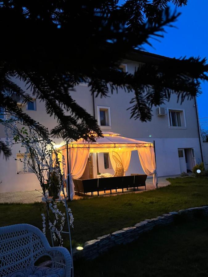 Cochet Boutique Hotel Zsilvásárhely Kültér fotó